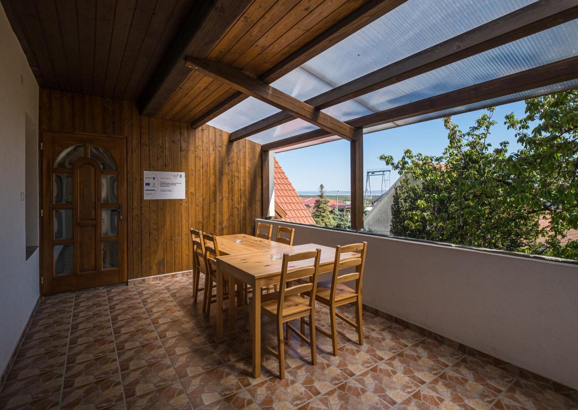 Dobosi Vendeghaz Hotel Szentantalfa Bagian luar foto
